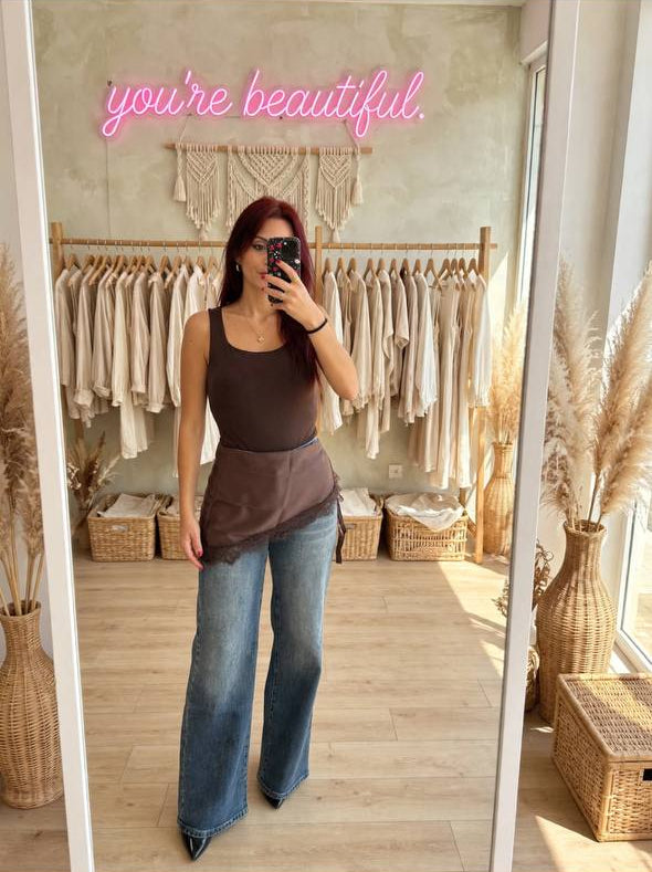 Body Clarissa